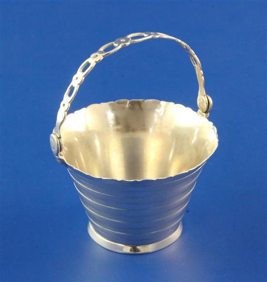 Georgian cream pail
